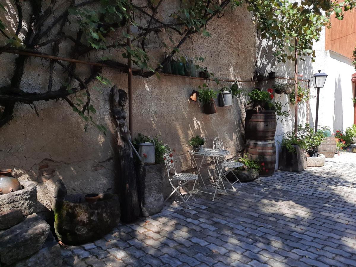 Bed and Breakfast Korona Panzio Одорхею-Секуйеск Экстерьер фото