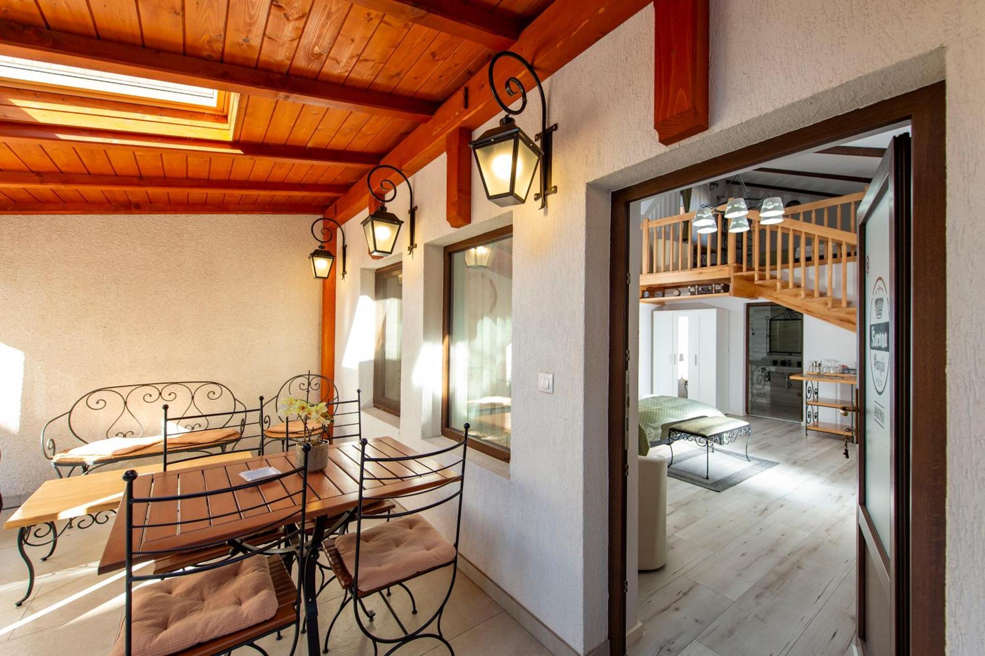 Bed and Breakfast Korona Panzio Одорхею-Секуйеск Экстерьер фото