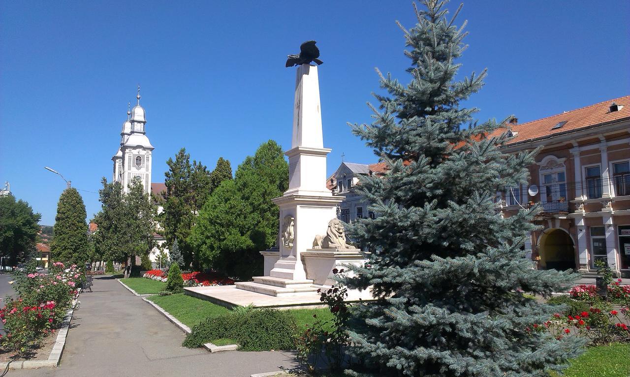 Bed and Breakfast Korona Panzio Одорхею-Секуйеск Экстерьер фото